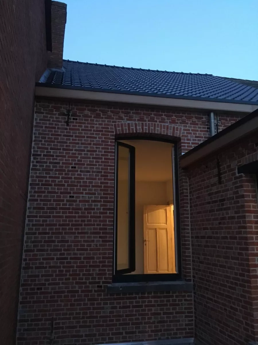 Hellend Dak Renovatie